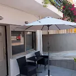 Hrysanthl شقة *