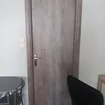 شقة Hrysanthl خانيا