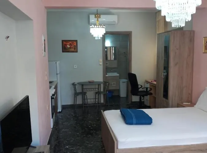 Hrysanthl Apartman Hriszí Aktí Haniá