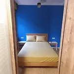 Hrysanthl Lejlighed *